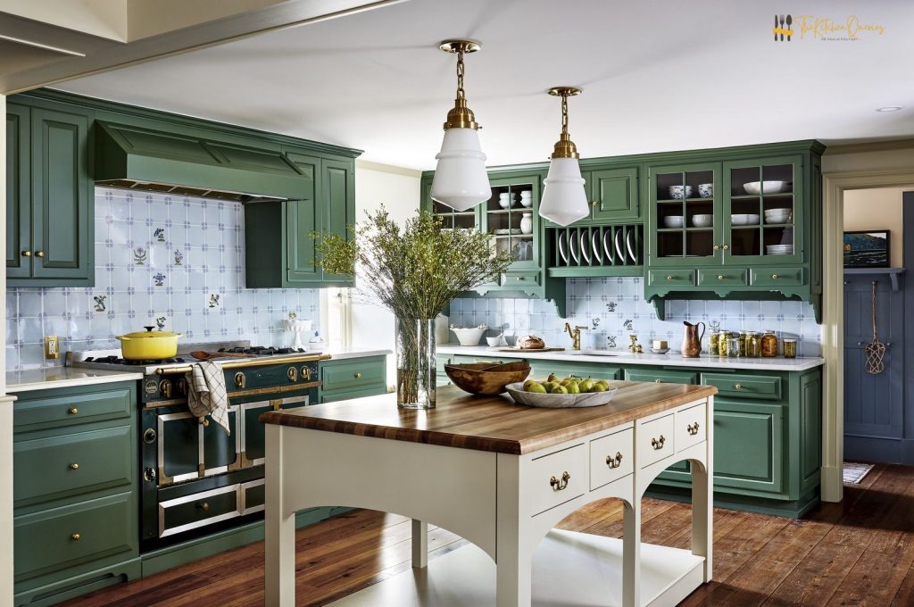 green-kitchen-cabinets-ink